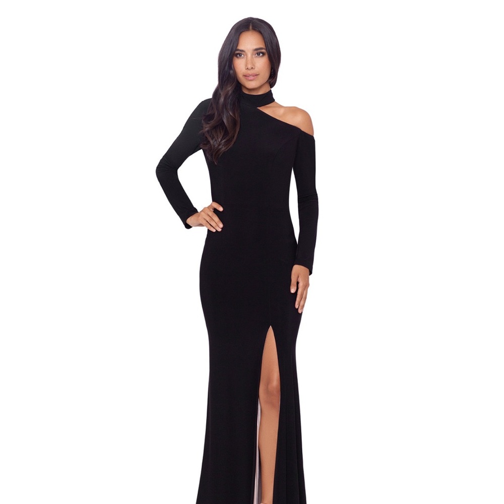 Black Asymmetrical Bodycon Dress with Long Sleeve and Slit